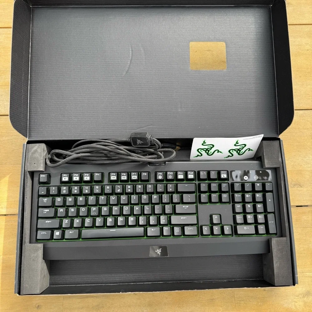 Razer BLACKWIDOW ULTIMATE Keyboard 2016 limited edition